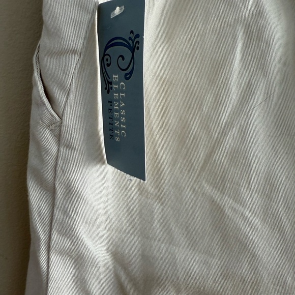 NWT Classic Elements Women's Khaki Elastic Waist Cargo Bermudas Large Petite - Picture 4 of 8